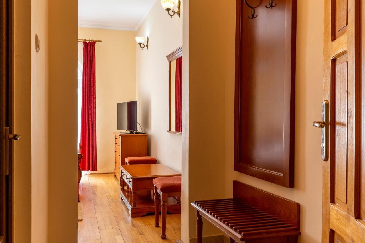 Hotel Denis Daneş エクステリア 写真