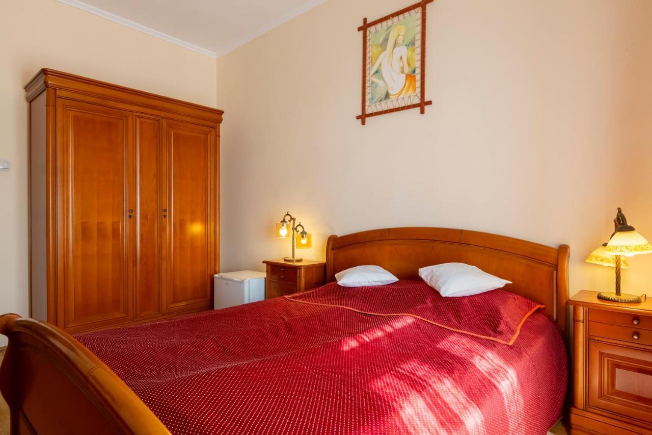 Hotel Denis Daneş エクステリア 写真