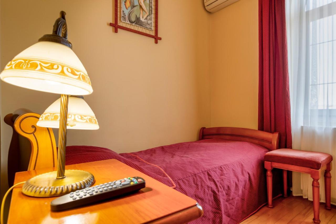 Hotel Denis Daneş エクステリア 写真