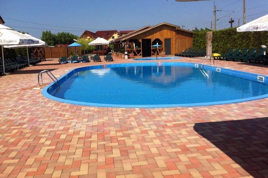 Hotel Denis Daneş エクステリア 写真